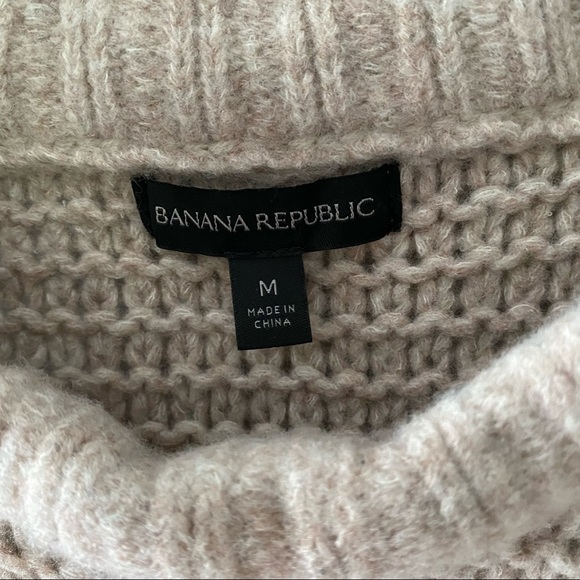 NWOT Banana Republic Wool Chunky Tan Sweater M - Picture 2 of 5